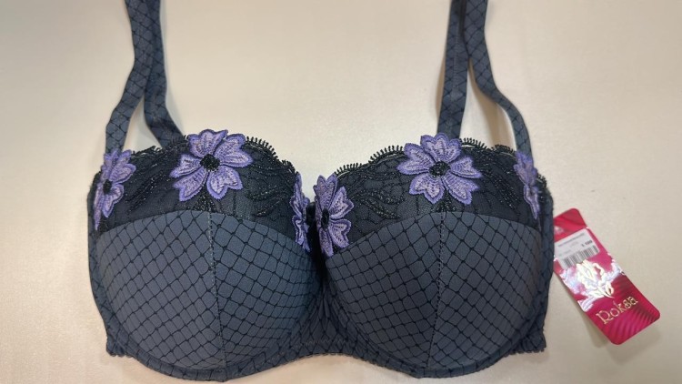 Бюст женский Roksa L-4722 Бюст женский Roksa L-4722