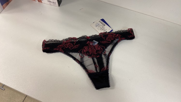 Трусы женские V.O.V.A. V69850